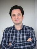 gosalbezgonzalo_portrait_red_web