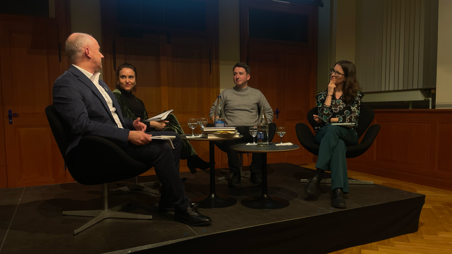 zucman_panel_web
